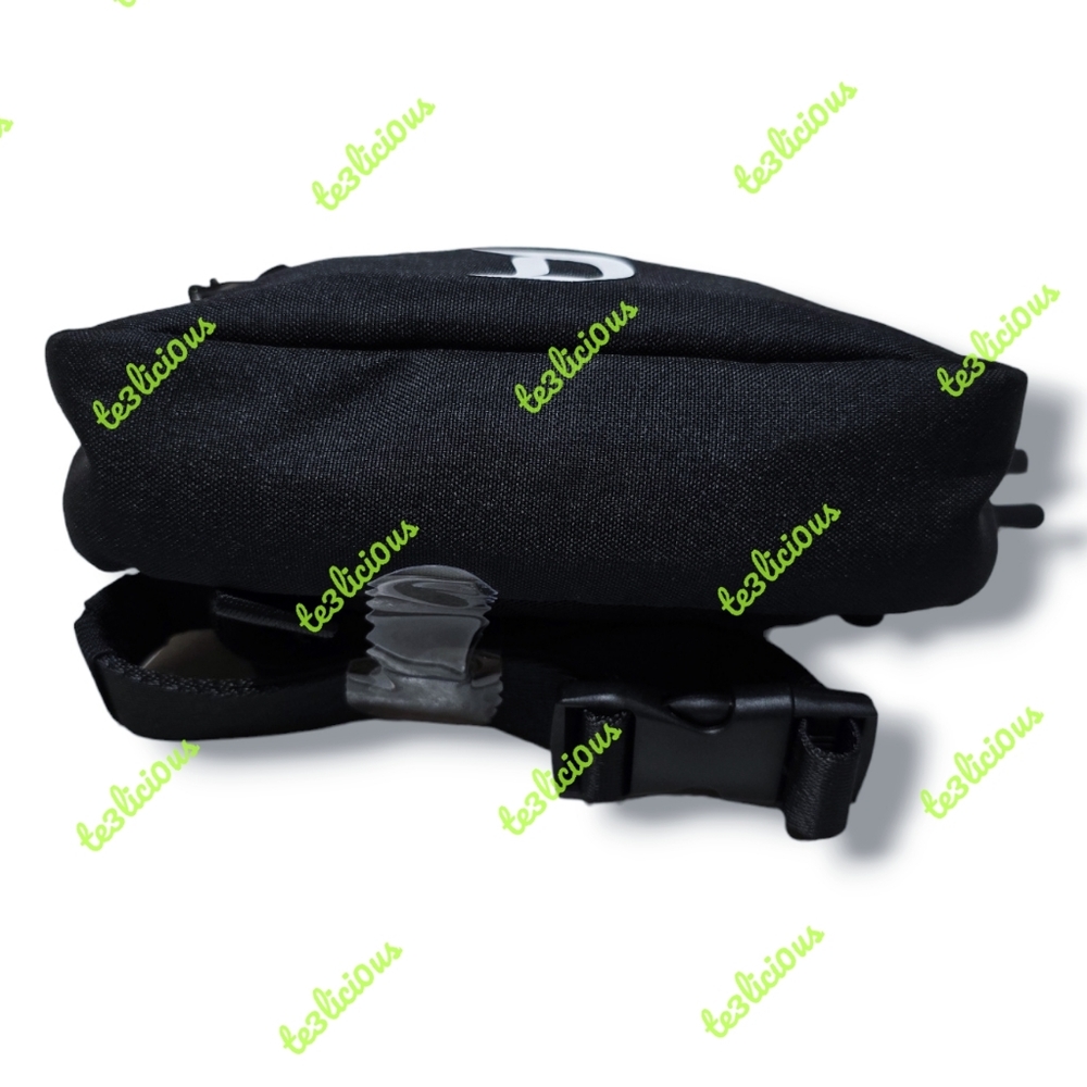 DISNEYLAND MINI BLACK FANNY PACK EAR HOLDER - Picture 8 of 10